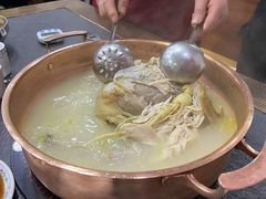 -朴小妹人参鸡汤火锅(长白山万达店)