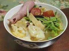 -红鼻子桂林米粉(金唐新光界店)