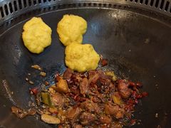 -哈尔滨烧烤·山河村铁锅炖(交大店)