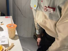 -海底捞火锅(长宁路龙之梦店)