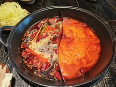 -冯校长老火锅(中联广场店)