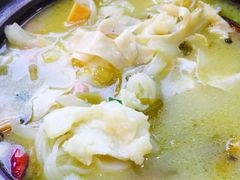 -周鱼小馆石锅酸菜鱼(活力汇店)