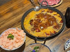 -旧街市鲜货老火锅(大光路店)