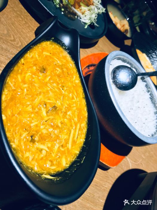 荟廷·晶萃(凯德晶萃店)蟹粉捞饭图片