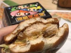 -麦当劳(乳山路店)