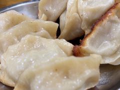 -黄阿姨锅贴大王(万航渡路店)