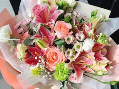 -上海星瀚奔驰4S店(红柳路店)