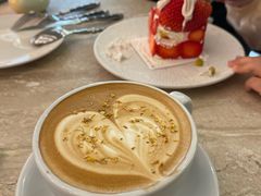 -玲婧胡同·生日蛋糕·餐厅(嘉里城店)