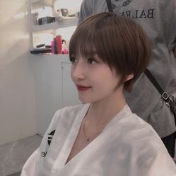 -AYO SALON