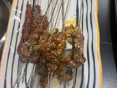 -许哥东北烧烤·铁丳烤串·宫后夹肉(繁花中心店)
