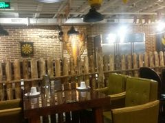 大堂-三个大叔东北烧烤·砂锅菜(西三旗店)