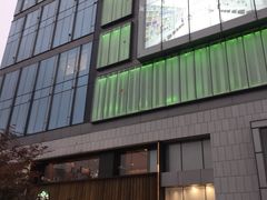 -钟书阁(群光广场店)