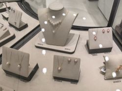 -RUANS阮仕珍珠(北京蓝色港湾店)