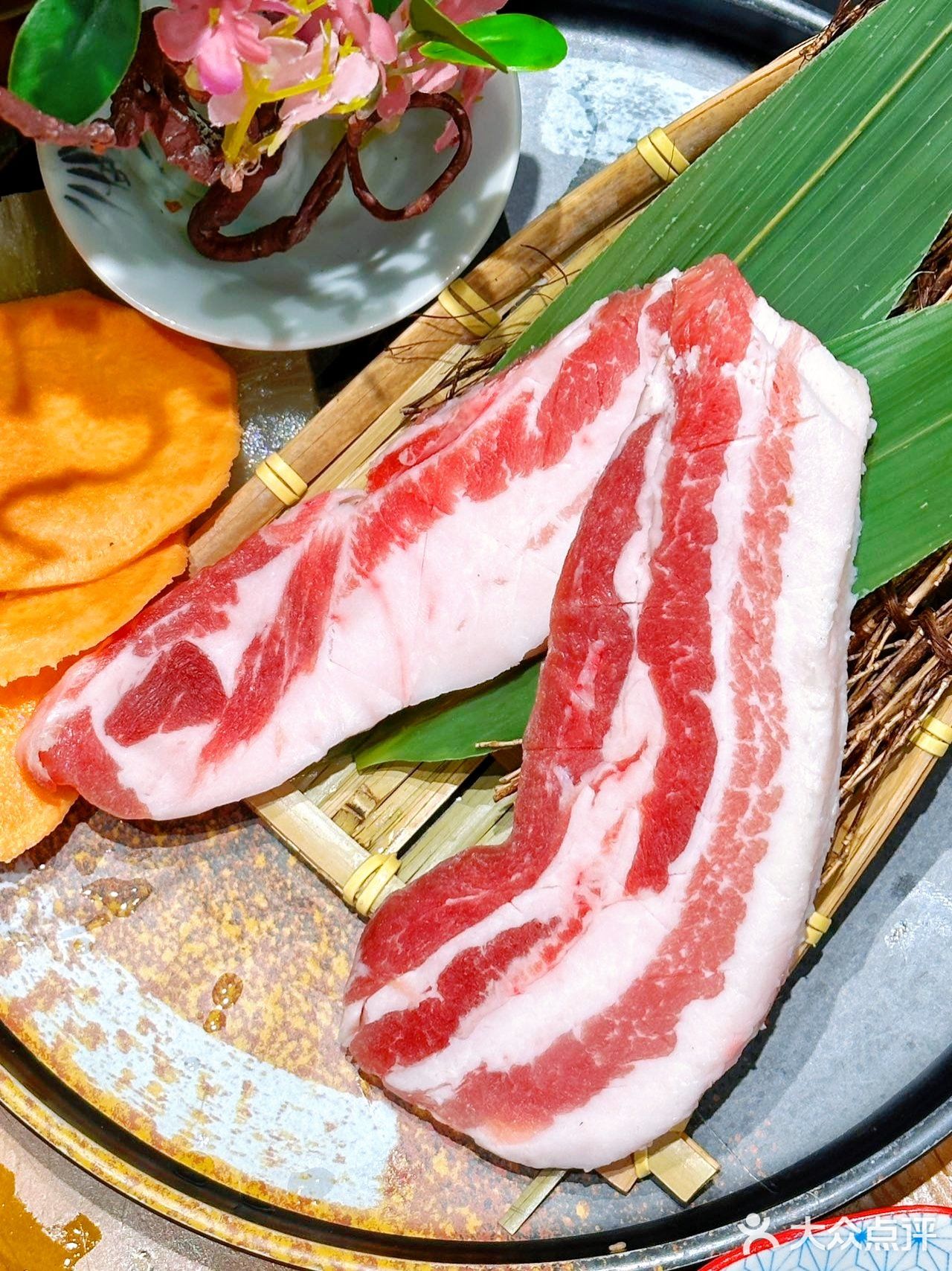 烤肉界的新宠，品质与美味的完美结合