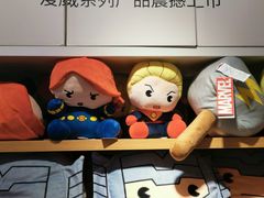 -名创优品(北京新中关购物中心地铁层店)