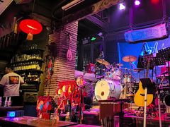 -江湖酒吧(老外滩店)