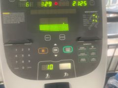 -美格菲健身(外滩店)