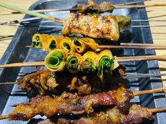 -马路牙子烧烤馄饨酒馆(望京店)