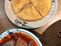 -肖四女乐山跷脚牛肉(世博源店)