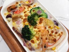 芝士焗海鲜饭-卡朋西餐(大信新都汇店)