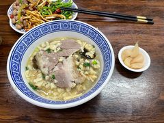 -崇德楼水盆牛羊肉泡馍馆(文艺路店)