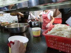-覃肥叔桂林米粉(粮道街店)