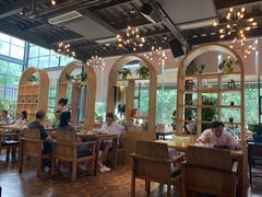大堂-桉树林A coffee 森林餐厅(三圣乡店)