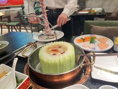 -得意咚瓜·顺德鱼生·冬瓜火锅(深圳首店)
