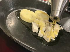 -丁姨妈贵州臭豆腐烙锅(甲秀楼店)