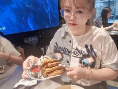 -W COLLECTIVE  DESSERT SHOP