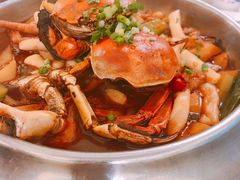 -新天明砂锅鱼头煲