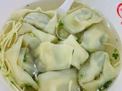 芹菜冬笋鲜肉馄饨-老盛兴汤包馆(大华二路店)