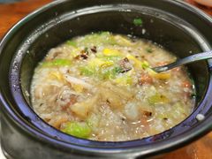 荔湾艇仔粥-澳门陈光记烧味饭店(南京德基广场店)