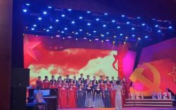 -租旗袍租礼服馆