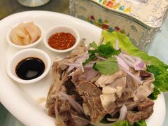 -马尔龙新疆饭店·清真(瑞景店)