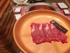 -牛YO寿喜烧·铁板烧和牛火锅自助(市府恒隆店)