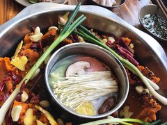 -周幺妹重庆老火锅(银泰城总店)