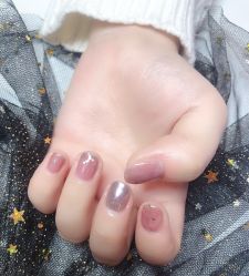 -爱美睫美甲会馆