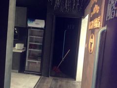 -VR间客漫虚拟现实体验馆(汉街店)