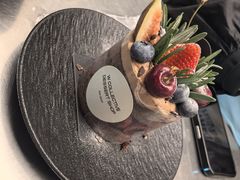 -W COLLECTIVE  DESSERT SHOP