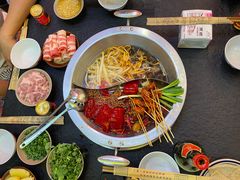 -四小区火锅·巷子里的重庆火锅(花照壁店)