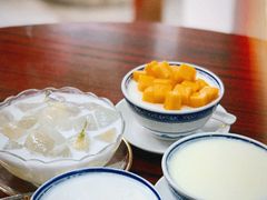 茉莉花水晶冰凉粉加蜂蜜-周大娘牛乳(旧寨古村总店)