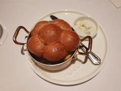 餐前面包黄油-壳里西餐厅Coquille Seafood Bistro(蒙自路店)