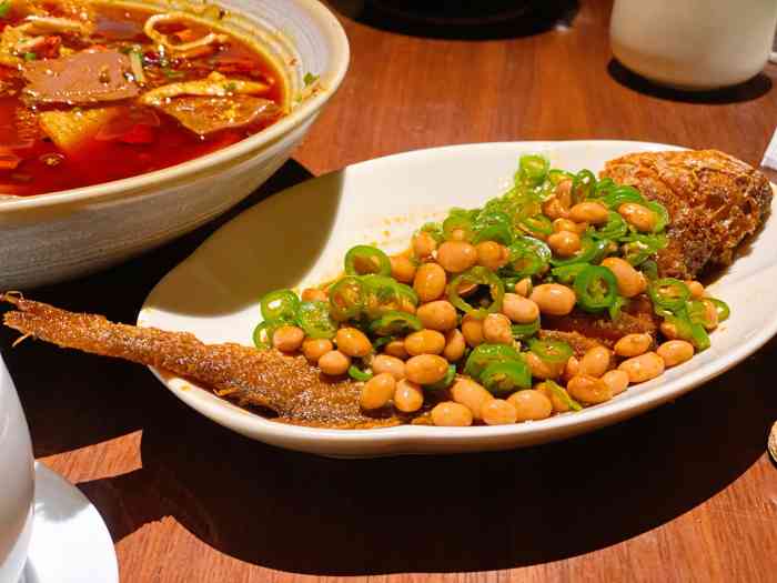 马旺子川小馆(深圳湾万象城店)-"这家是麻辣口味代表的川菜,虽然我不