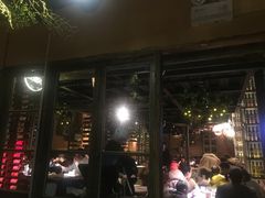 门面-胡桃里音乐餐厅(陶溪川店)(川湘赣菜·世界百大酒庄直供红酒·音乐表演)