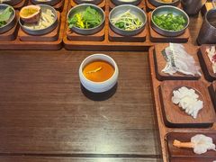 -银米·云南传统过桥米线(双廊黑金冠店)