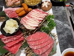 -釜御山海鲜烤肉火锅自助(新城市中心店)