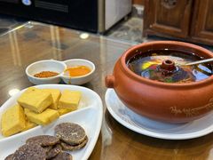 -88号小吃店·经典云南菜·地道纳西美食