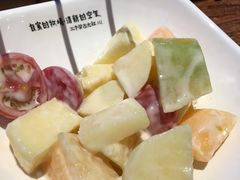 水果色拉-三个蒙古大叔羊肉串(大宁店)