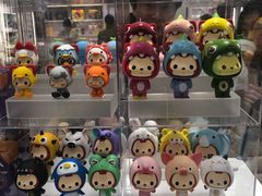 -泡泡玛特POPMART(蓝色港湾店)